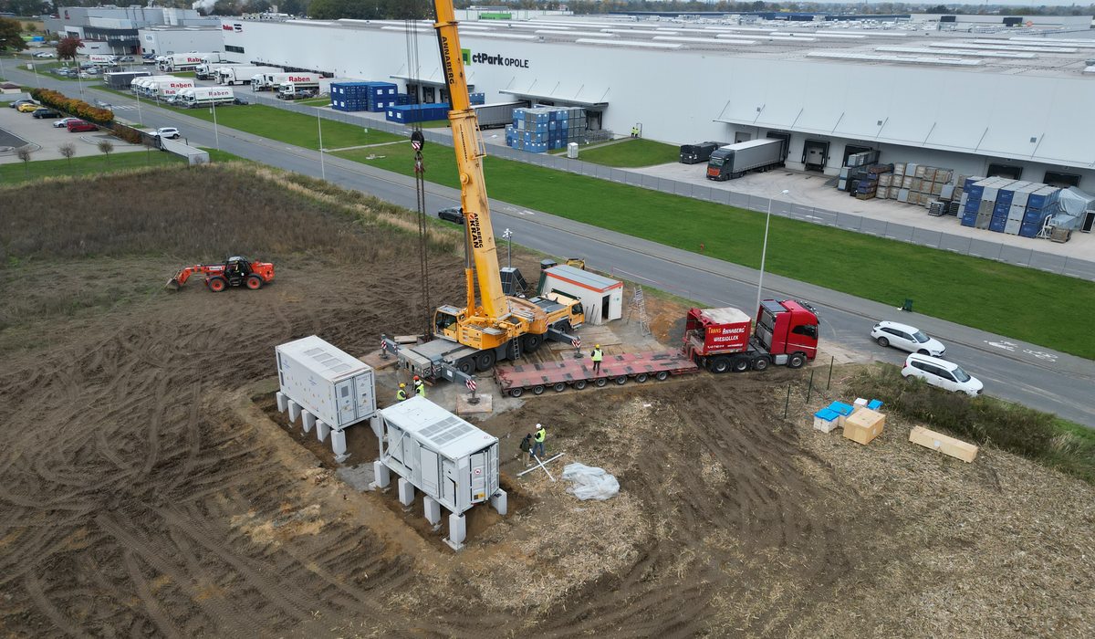 Magazyn BESS widok z drona